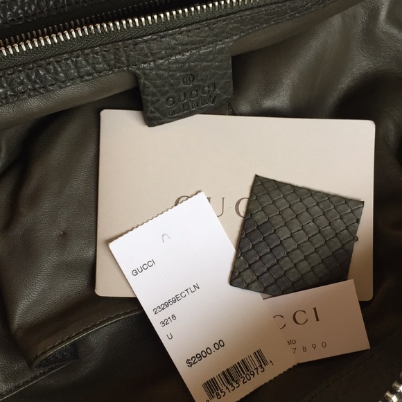 Gucci Python Tote - Picture 5 of 7